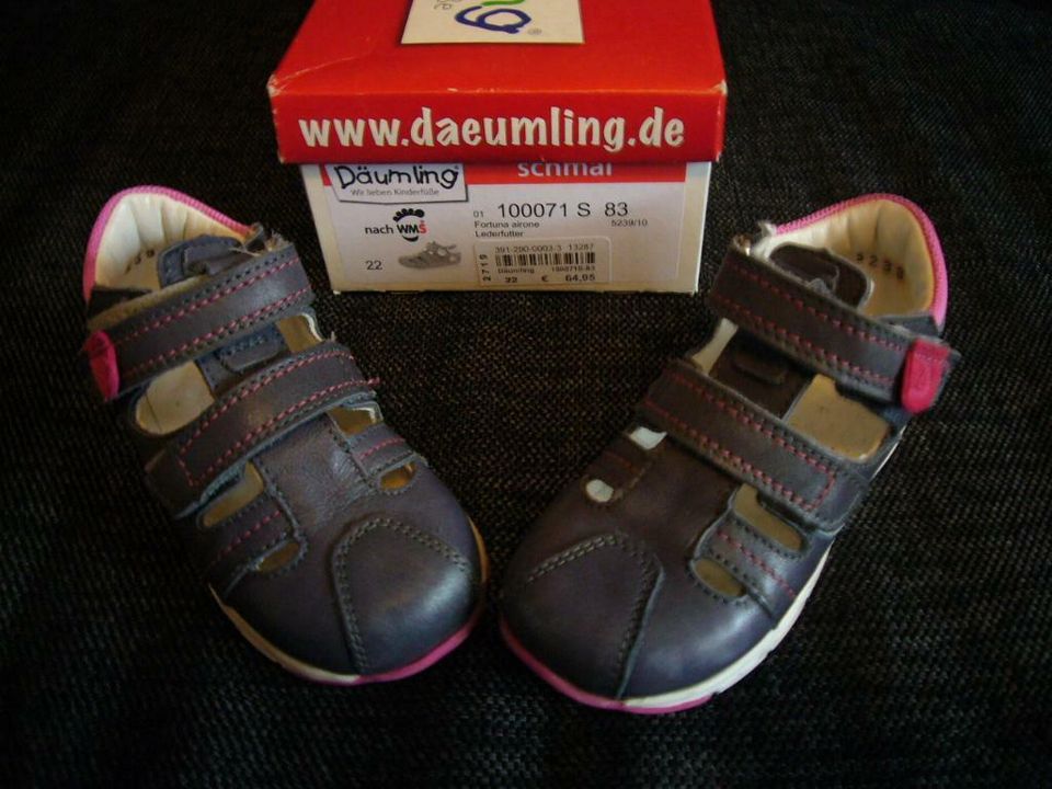 Däumling Sandale, Modell Eddi, GR 22  *top Zustand* in Schwalbach
