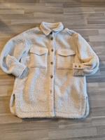 Teddy Jacke weiß H&M Größe M Nordrhein-Westfalen - Waltrop Vorschau