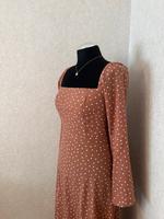 Braunes gepunktetes Maxikleid mit langen Ärmeln – wie neu Berlin - Neukölln Vorschau