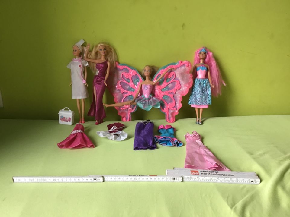 Puppen aus der Kategorie “Barbie und Co” mit Kleidung z.B. Ärztin in Gronau (Westfalen)