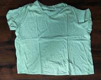 my basic bpc bonprix TShirt, hellgrün, v-Ausschnitt Gr.56/58 Hessen - Bad Arolsen Vorschau