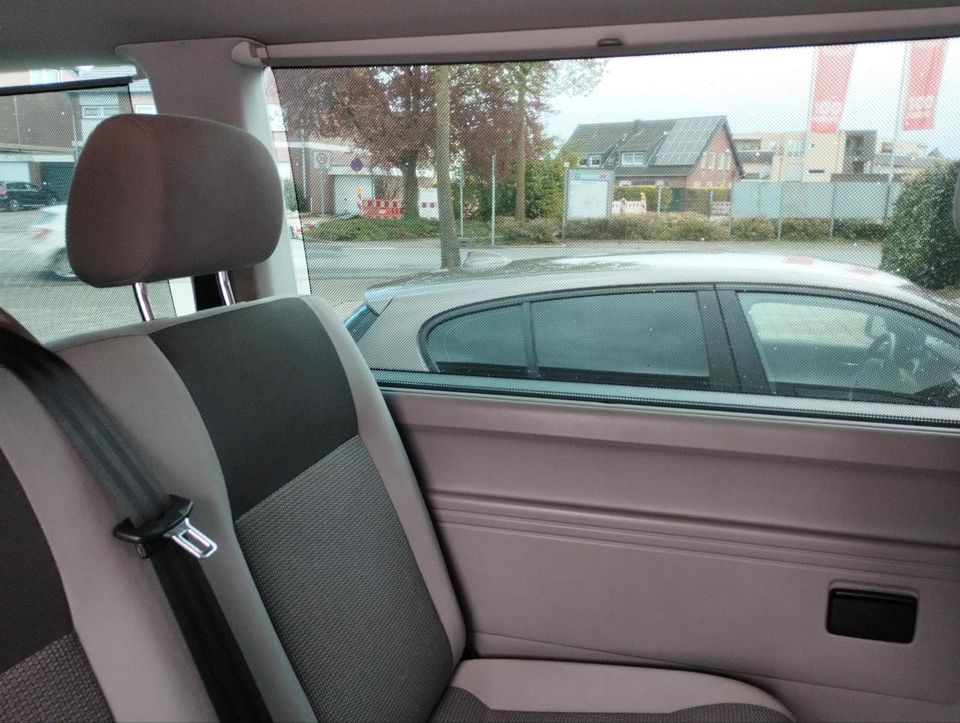 VW T5 Caravelle Lang Version 8-Sitze Sehr Gepflegt! in Bocholt