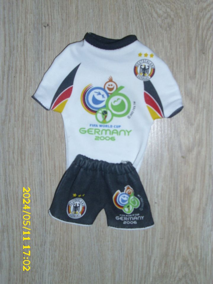 * Souvenir * Fußball-Trikot * Germany 2006* Gr.-Trikot 14x13 cm * in Roßwein