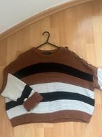 Weiter Stradivarius Strickpulli gestreift braun weiß s/36 Berlin - Reinickendorf Vorschau