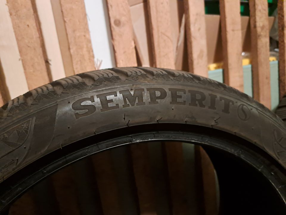 Semperit - Speed-Grip 5 FR XL M+S 3PMSF - 225/40R18 92 V in Wiesbaden