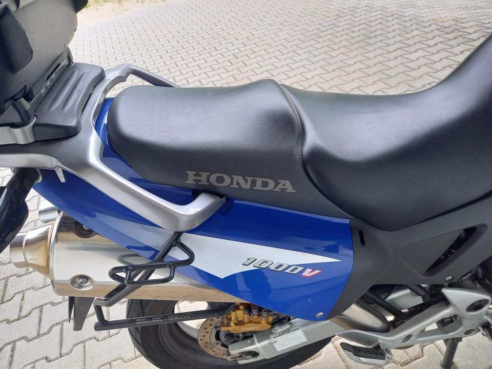 Honda xl1000v in Ergoldsbach