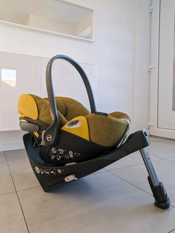 Cybex Platinum | Basis + Babyschale in Großenwiehe