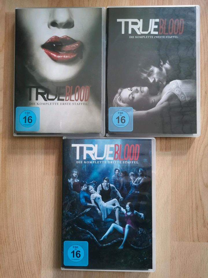 True Blood DVD Staffel 1-3 in Dresden