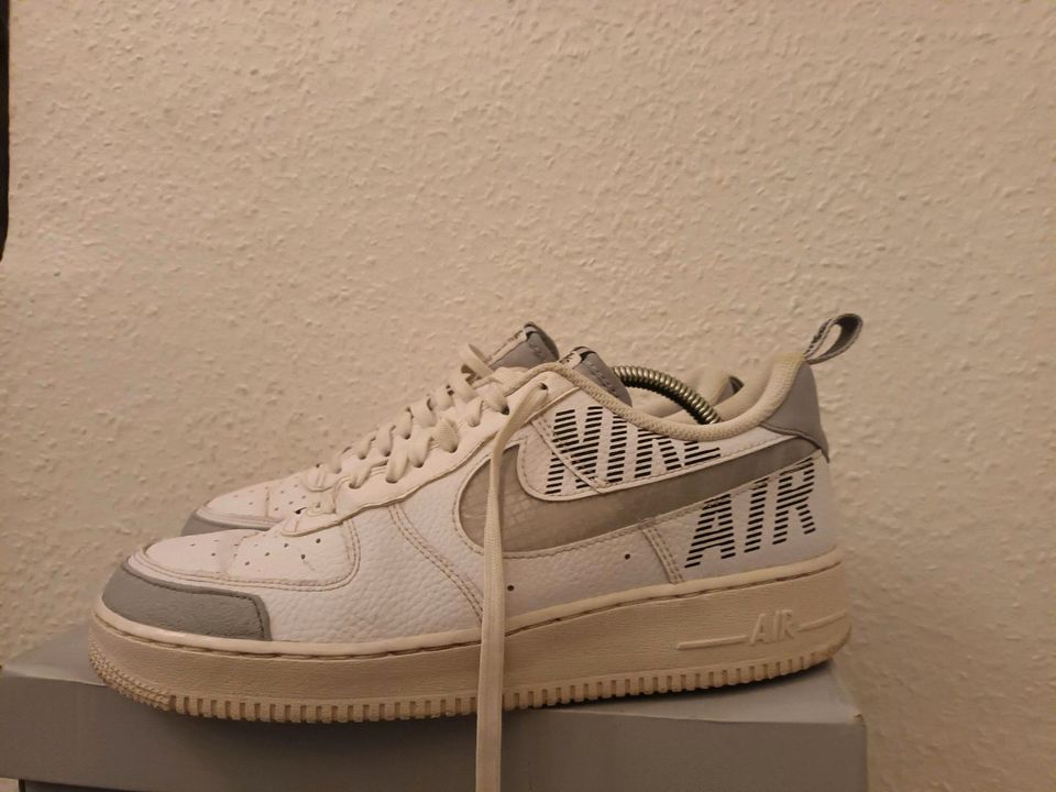 Nike Air Force One Utility Grösse 43 in Berlin