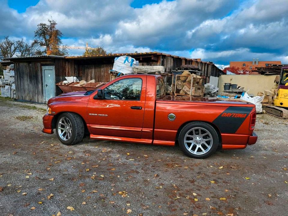 Dodge Ram 49317 Meilen Sondermodell Daytona in Stuttgart