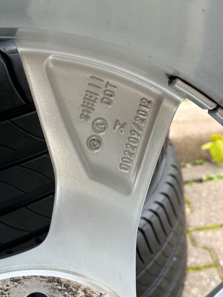 Audi A4 B9 8W F4 18“ zoll Original Alufelgen mit Sommerreifen 2021 neuwertig ALU Sommer Komplett Räder Radsatz Sommerräder Sommerradsatz  Sommerkompletträder Sommerkomplettradsatz in Gelsenkirchen