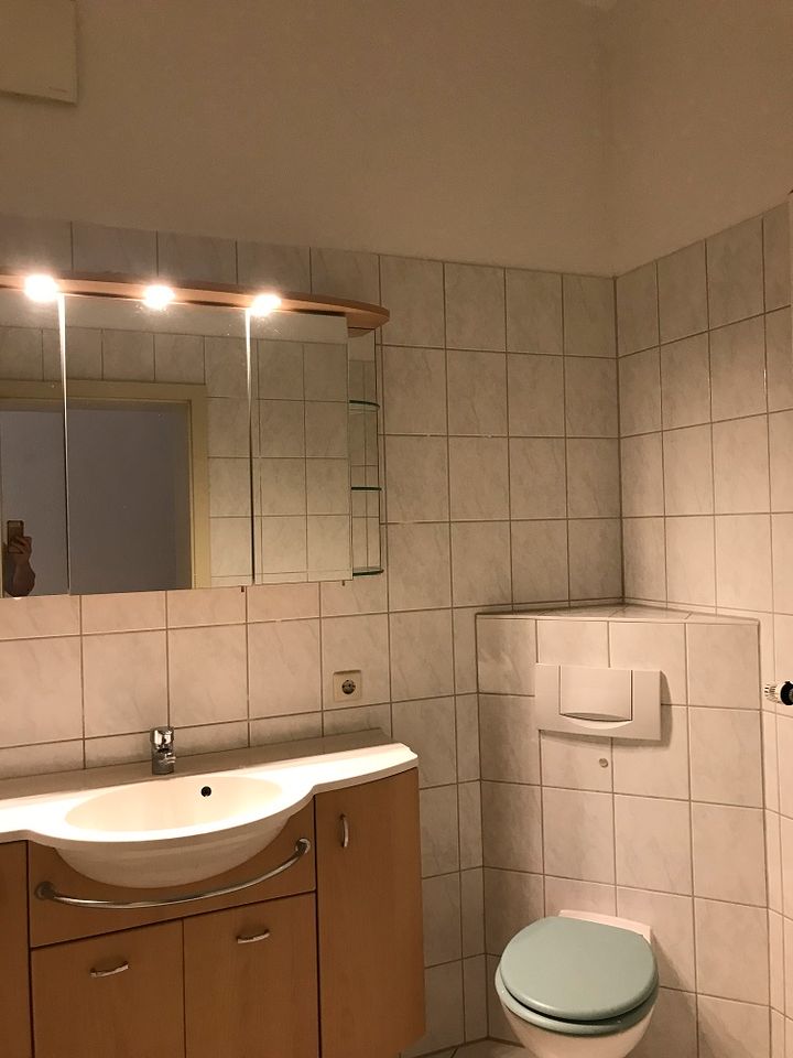 (57) 2 Zimmer Erdgeschoss mit Balkon in der Harnackstraße 8 in Magdeburg in Magdeburg