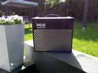 E- Gitarren Verstärker VOX valvertronix AD 30VT / 30 Watt Nordrhein-Westfalen - Iserlohn Vorschau