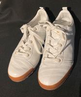 Original, Damen Sneaker von Armani Jeans Gr 40 Nordrhein-Westfalen - Engelskirchen Vorschau