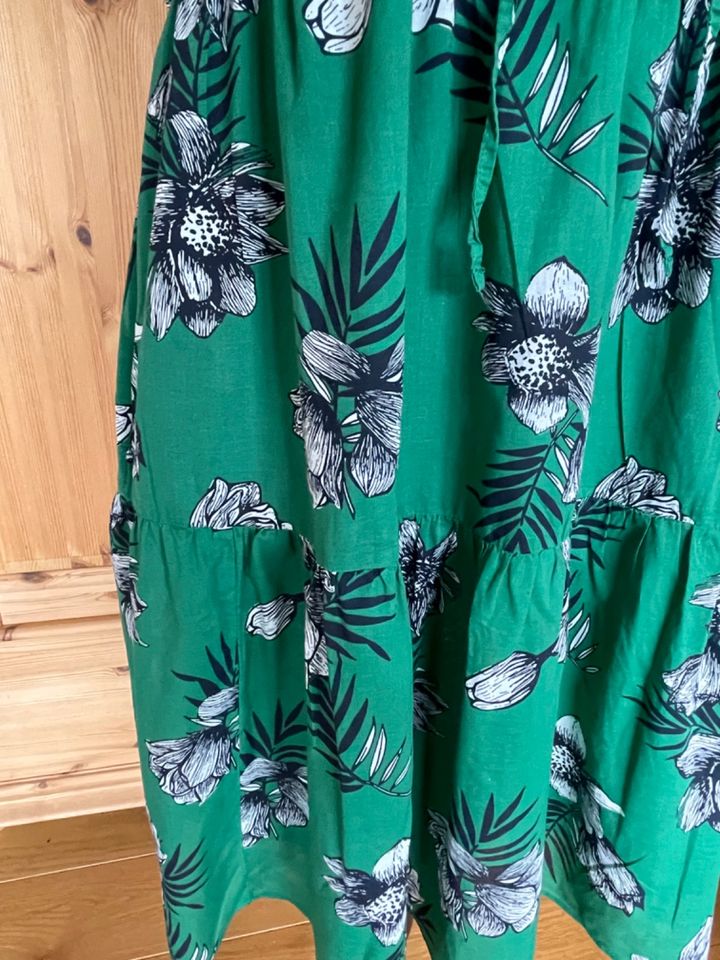 *Marc O´Polo* Kleid, grün, Blumen, Hingucker, Gr. 38-40 in Gelsenkirchen