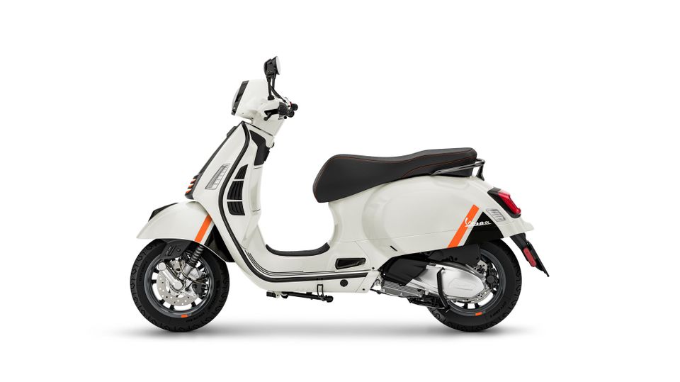 Vespa GTS 125 300 Super Sport 2024 in Bad Harzburg