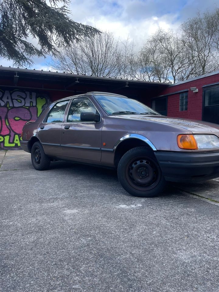 Ford Sierra 2,0 i GL OHC 1989 in Hürth