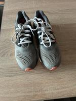Adidas Turnschuh Gr. 39 1/3 Bayern - Niederwerrn Vorschau