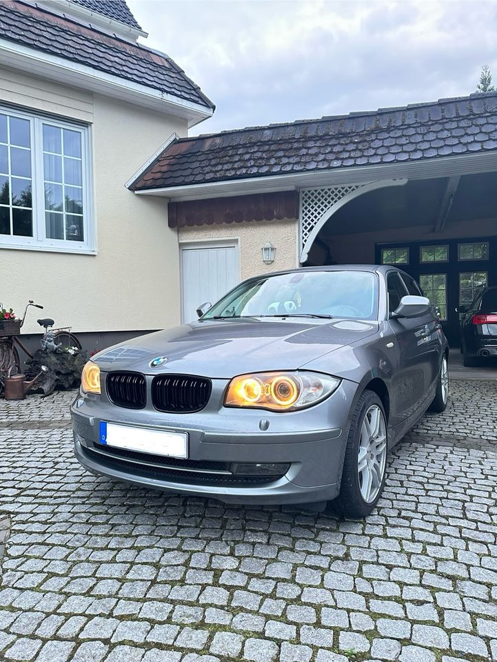 BMW E87 118d Lci Steuerkette neu in Siegen