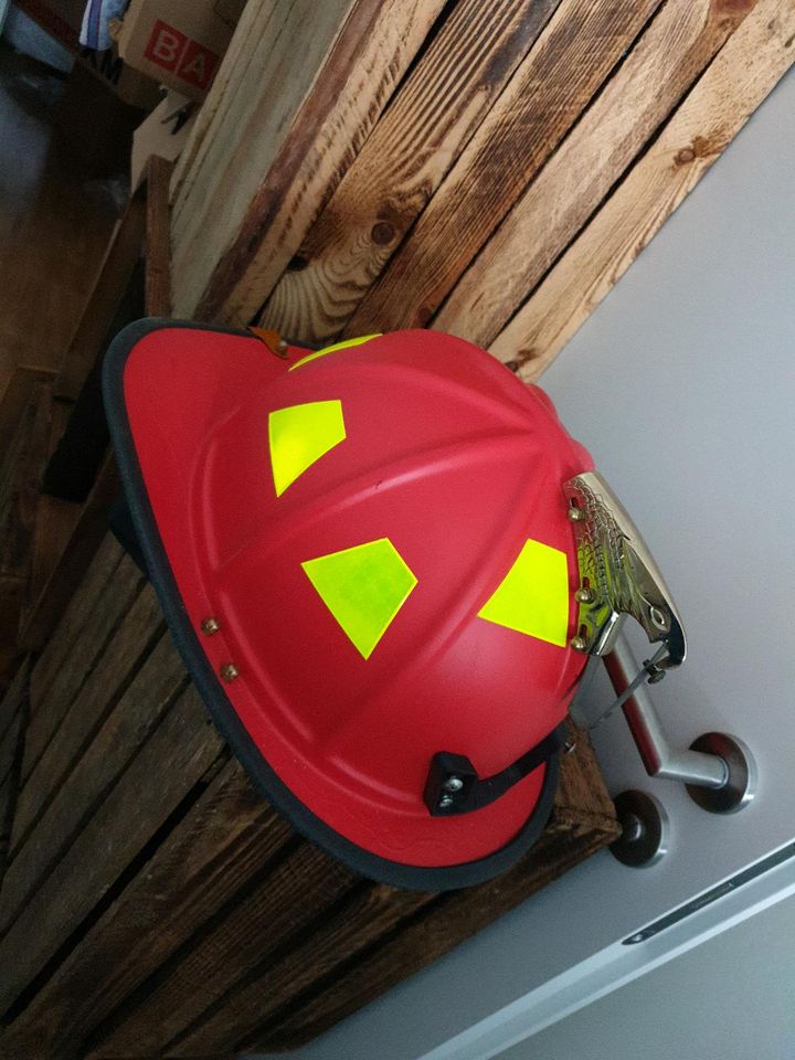 Feuerwehrhelm USA Firehelmet neu in Köln