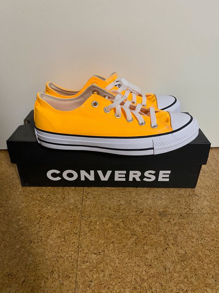 Converse CTAS OX Gelb EU38 in Reutlingen