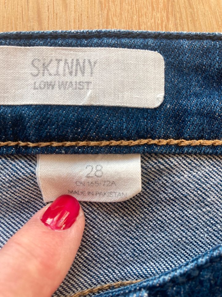 Jeans H&M Gr.28 skinny in Pfinztal