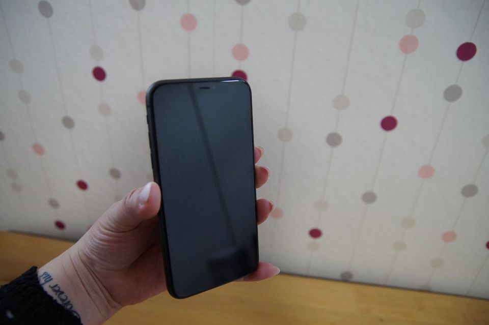 iPhone 11 - 64 GB - neuwertig - Batteriekapazität 88 % in Dortmund
