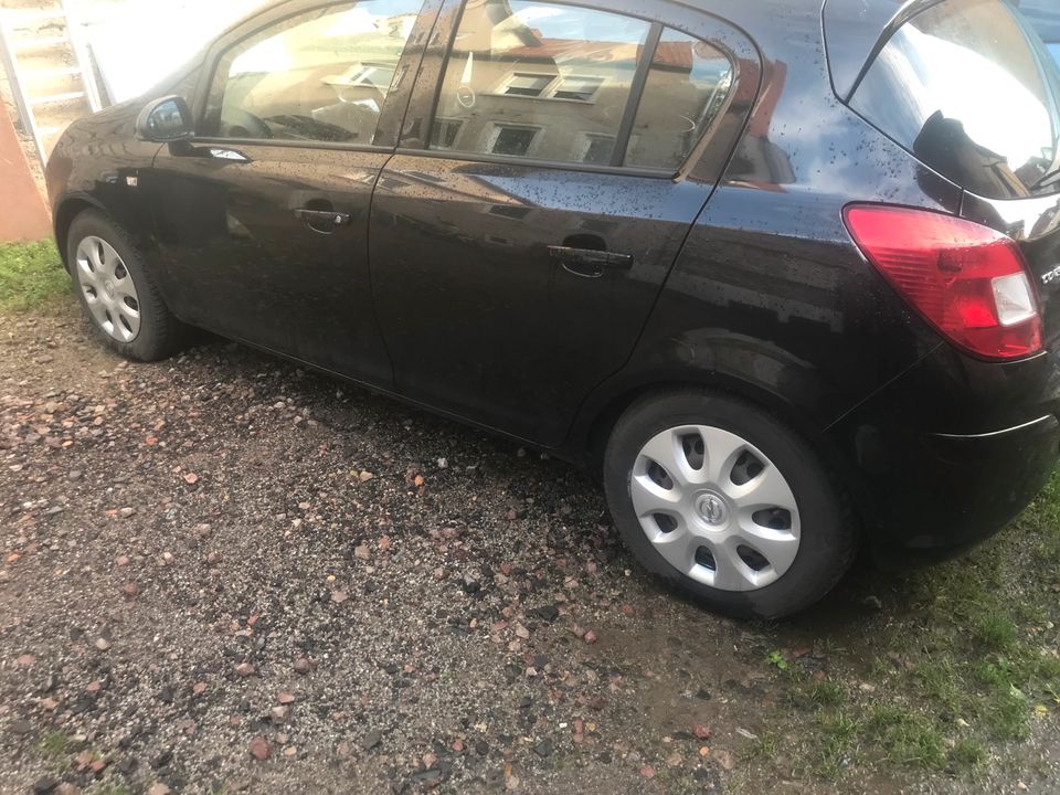 Opel Corsa D 1,2 80ps 5 Türen in Gau-Odernheim