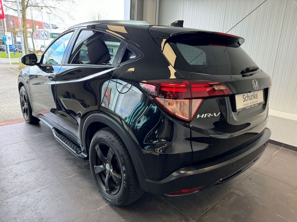 Honda HR-V Executive 1.5 i-VTEC Black Edition Navi LED in Aurich