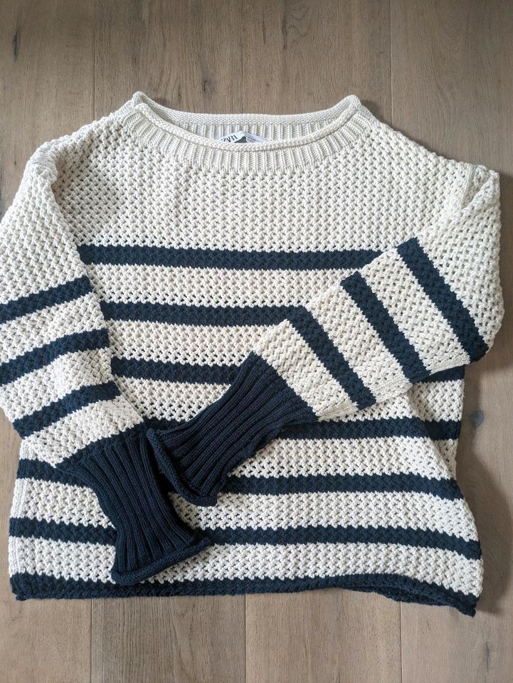 Zara Pullover Marine Crochet S/M TOP in Kaufering