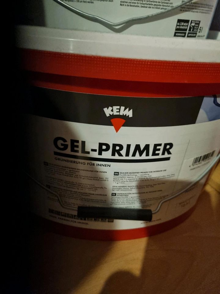 Keim gel-primer. in Stade