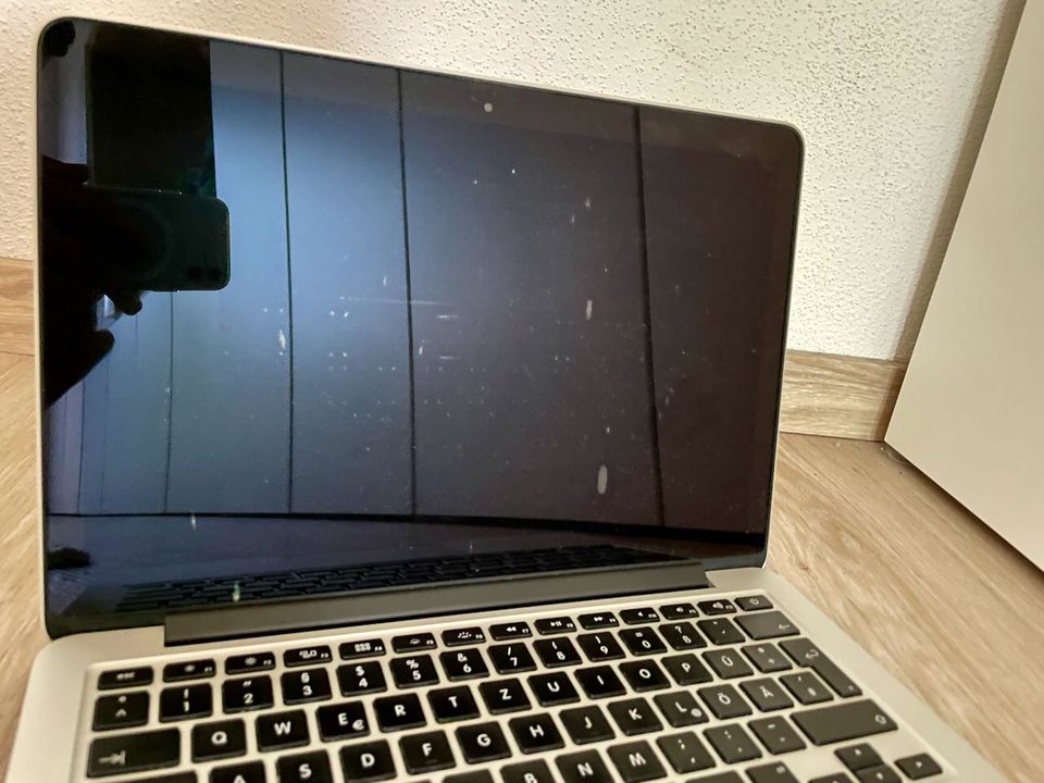 MacBook Pro (Retina 13 Zoll, Anfang 2015) in Dachau