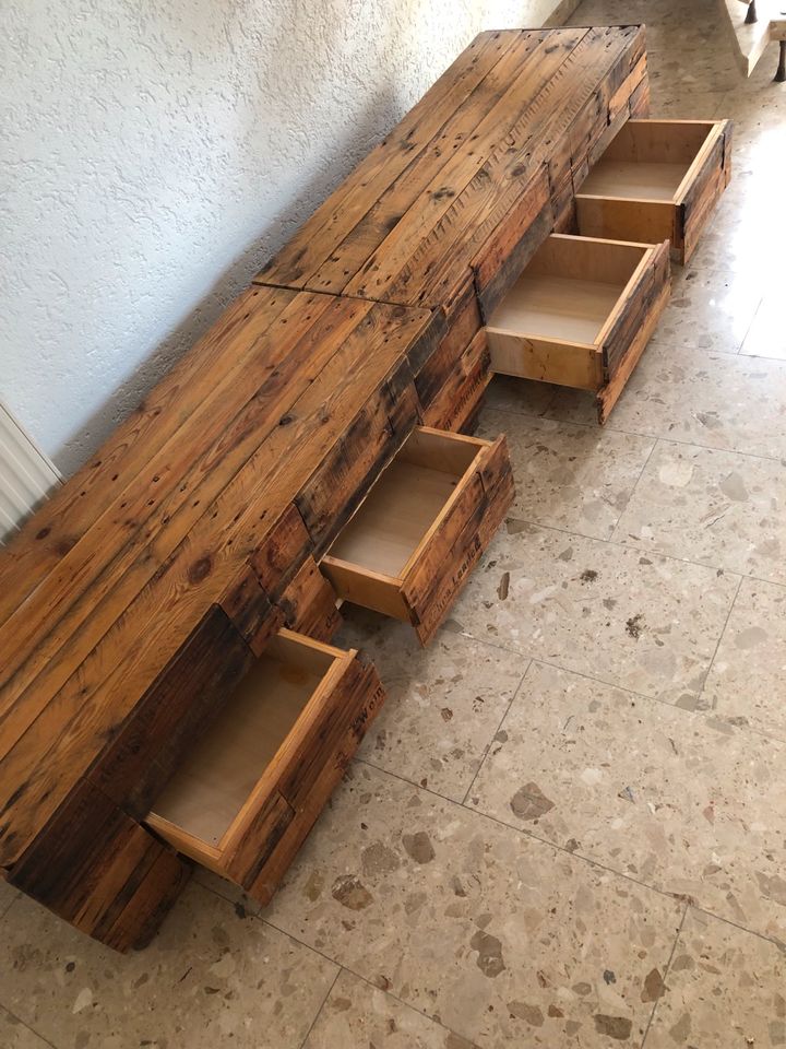 DIY Regal / Sideboard aus Paletten & Weinkisten in Wörth am Rhein