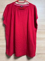 T-Shirt in rot in Gr. 44 von Street One mit Ziernaht am Rücken Niedersachsen - Bückeburg Vorschau