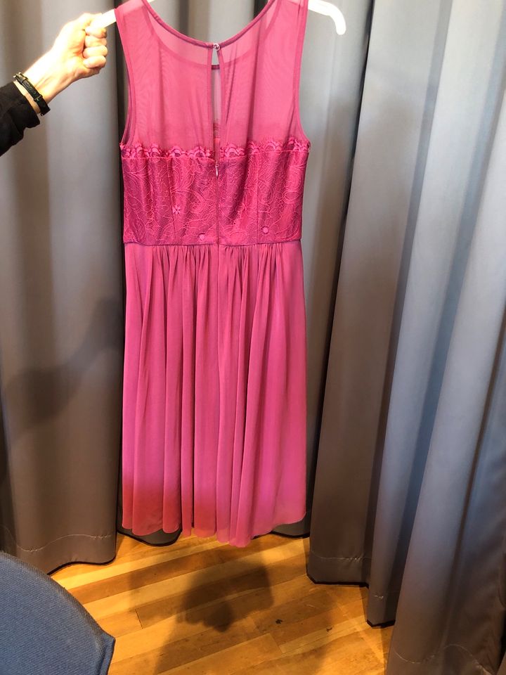 Kleid Abendkleid von Esprit in Altbach