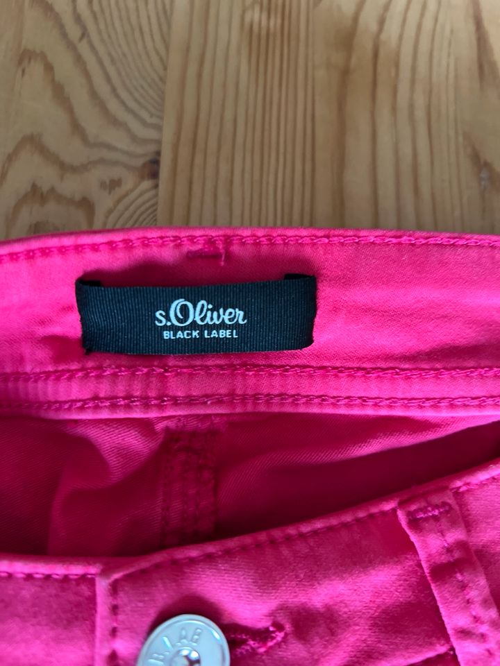 ❤️S.Oliver Black Label Jeans Pink Gr. 42 in Insheim