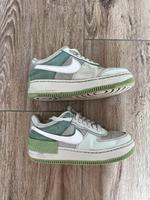 Nike Air - Sneaker - Größe 37,5 Sachsen - Plauen Vorschau