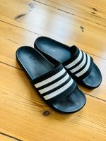 Adidas Adilette Comfort, Größe 42 / 8, neu München - Bogenhausen Vorschau