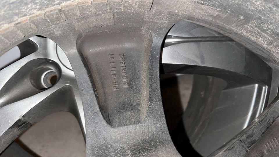 Felgen für BMW mit Michelin Winterreifen und RDKS in Hannover