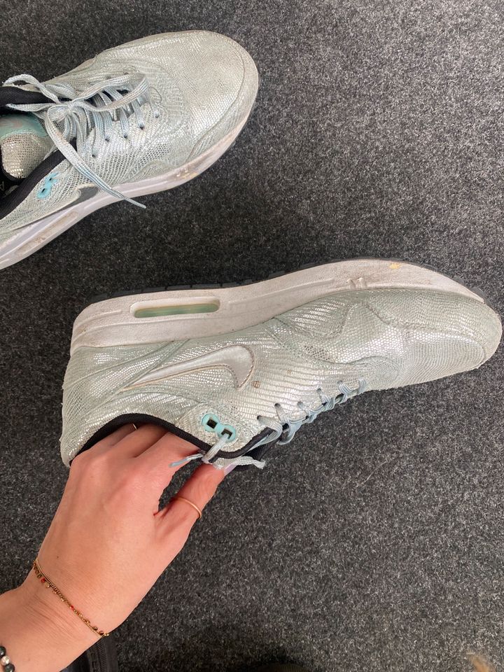 Nike Air Max 1 Party Pack Disco Ball (W) metallic Sneakers in Stuttgart