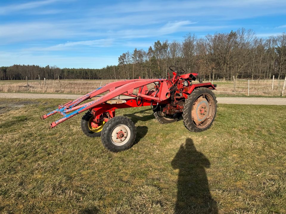 RS09 2 Zyl Traktor Fahrbereit in Ortrand