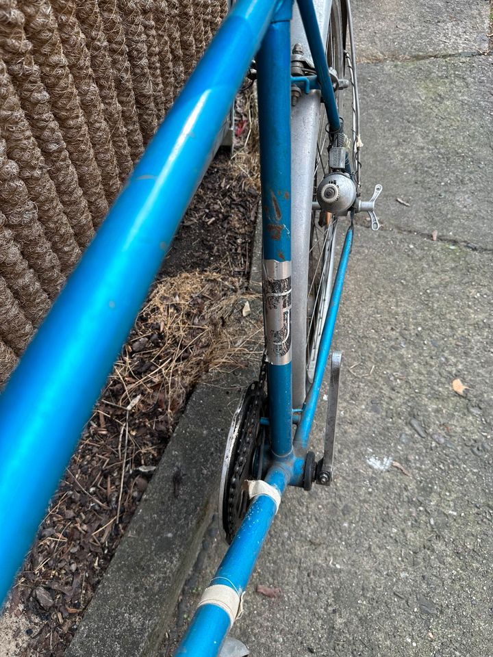 DDR Fahrrad Mifa Herrenfahrrad Herrensportrad 28er in Berlin