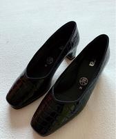Ballerina Pumps Schuhe ara Lack festlich Konfirmation 36,5 wi neu Nordrhein-Westfalen - Lippstadt Vorschau
