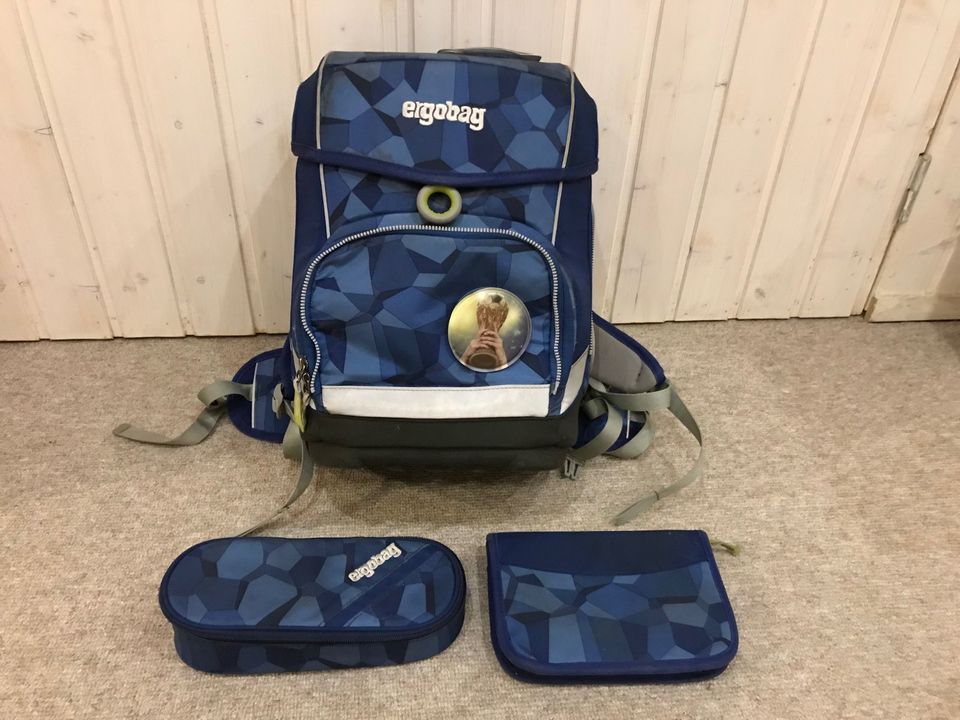 Ranzen Ergobag blau + Sportbeutel/Federtasche/Schlamperl/4Klettis in Pinneberg