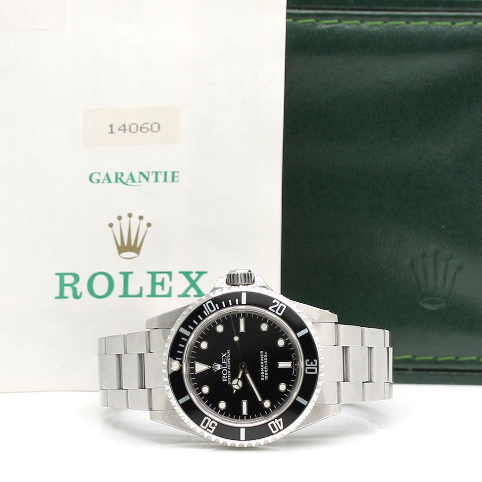 Rolex Submariner Stahl Ref: 14060 mit Rolex Box & Papiere in Hamburg