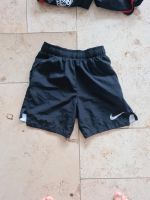 Nike Sporthose schwarz S Kinder kurz Baden-Württemberg - Eberbach Vorschau