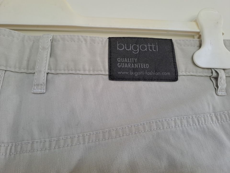 klassische Hose von BUGATTI ** Gr. 34/34 **stone in Heilsbronn