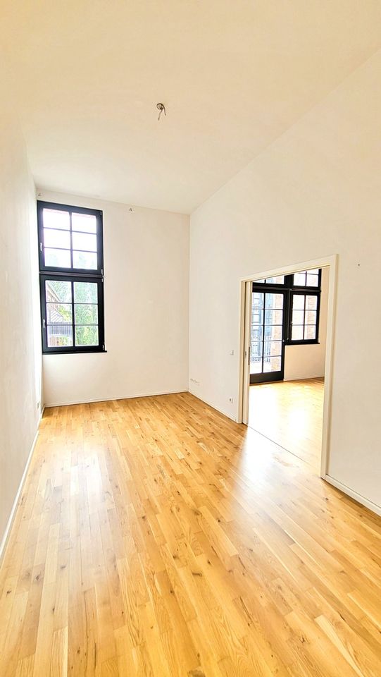 Loft mit großem Balkon und Wasserblick in Berlin