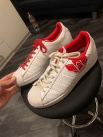 Adidas weiß rot Schuhe 42 Hessen - Fritzlar Vorschau