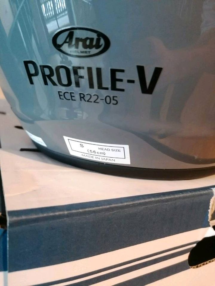 Arai Helm Profile V Modern Grey Gun Metallic Frost in Saaldorf-Surheim